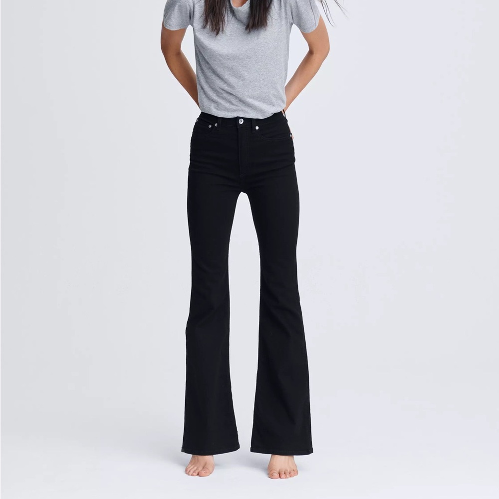 Rag & Bone Jane Super High-Rise Flare in No Fade Black